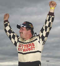 300-DSC_0733.jpg (19992 bytes)