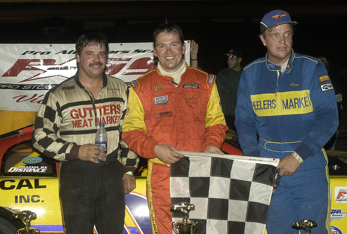 675-DSC_1106.jpg (83769 bytes)