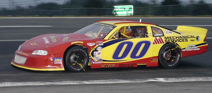 675-DSC_9700.jpg (40011 bytes)