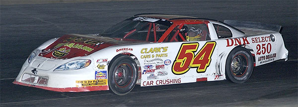 600-DSC_8495.jpg (42229 bytes)