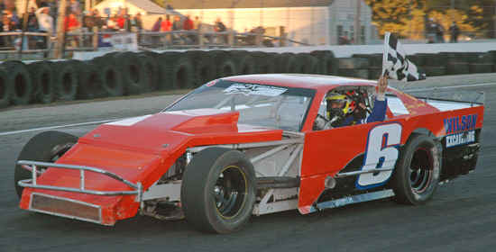 550-DSC_3246.jpg (47161 bytes)