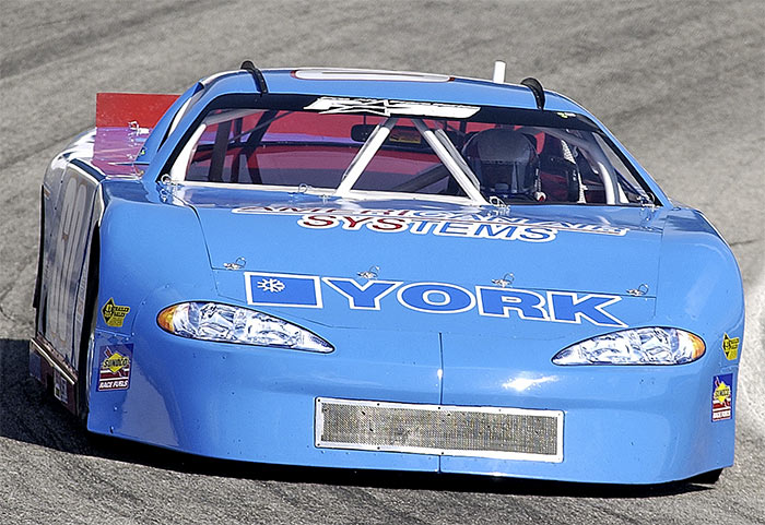 800-DSC_6769.jpg (108845 bytes)