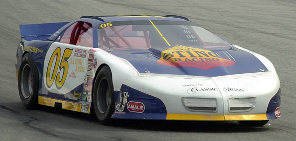 05-600-DSC_5077.jpg (44460 bytes)