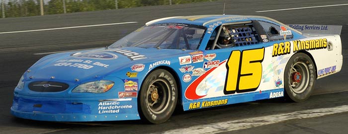 15-700-DSC_8944.jpg (41703 bytes)