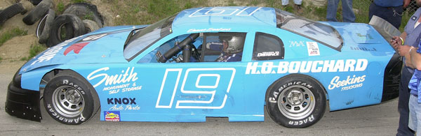 19-600-DSC_3565.jpg (46689 bytes)