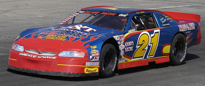 21-700-DSC_4382.jpg (65160 bytes)