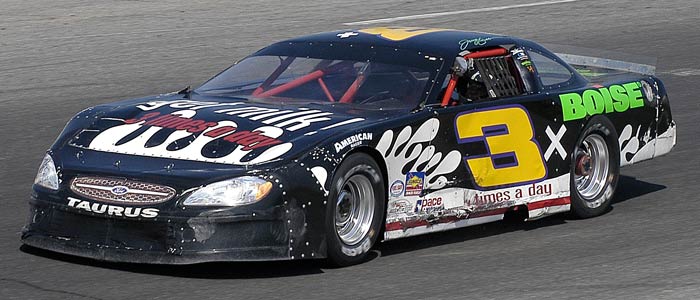 3-700-DSC_1328.jpg (50651 bytes)