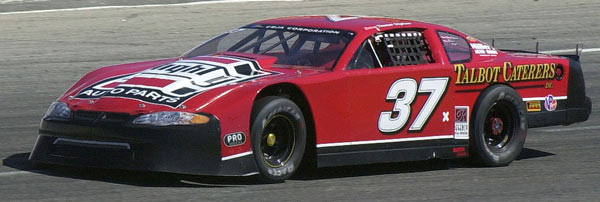 37x-600-DSC_3192.jpg (33258 bytes)