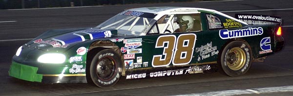 38-600-DSC_8616.jpg (35201 bytes)