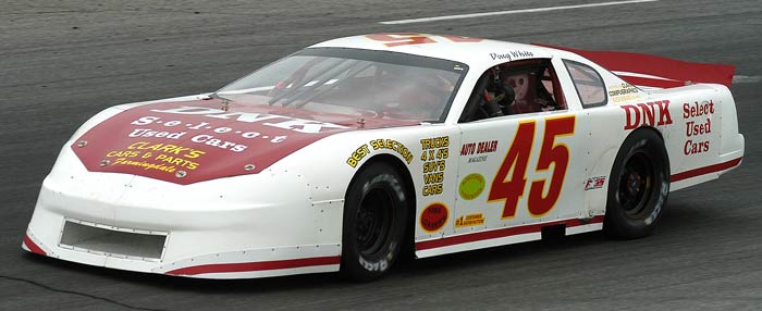 45-700-DSC_7854.jpg (37008 bytes)