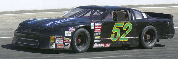 52-600-DSC_3106.jpg (32857 bytes)