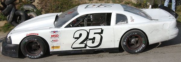 600-25-DSC_3901.jpg (43077 bytes)