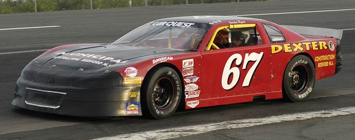 67-700-DSC_9011.jpg (37090 bytes)