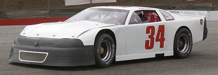 700-DSC_4264.jpg (37057 bytes)