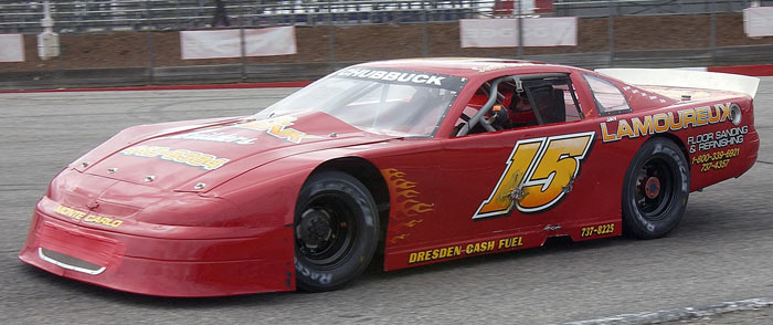 700-DSC_4635.jpg (55482 bytes)