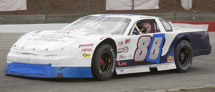 700-DSC_4966.jpg (51222 bytes)