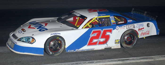 700-DSC_5552.jpg (52171 bytes)