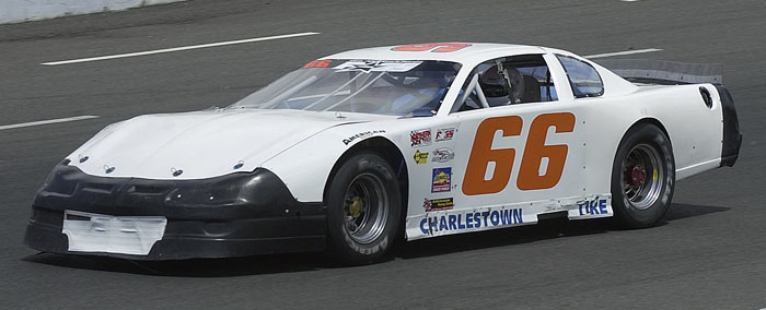 700-DSC_6408.jpg (39507 bytes)